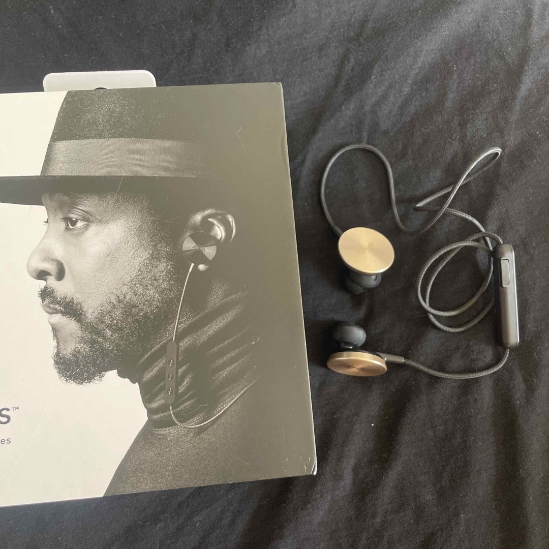 i.am BUTTONS Bluetoothヘッドセット