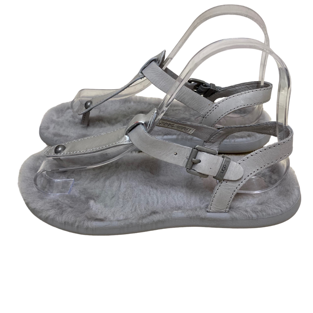UGG(アグ)のAL398 UGG アグ ストラップボアサンダル US6 23cm シルバー レディースの靴/シューズ(サンダル)の商品写真
