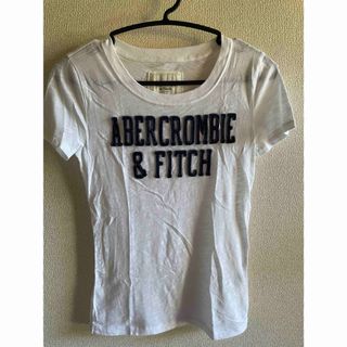 アバクロンビーアンドフィッチ(Abercrombie&Fitch)のアバクロ　シンプル　ロゴ　Tシャツ　レディース　S(Tシャツ(半袖/袖なし))