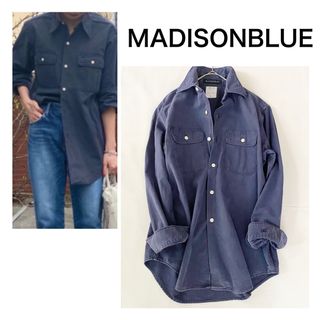 マディソンブルー(MADISONBLUE)の【美品】マディソンブルー　HAMPTON バックサテンシャツ　ネイビーサイズ01(シャツ/ブラウス(長袖/七分))