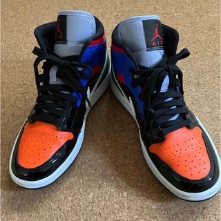 ジョーダン(Jordan Brand（NIKE）)の【美品】NIKE エアジョーダン1 MID SE 25cm スニーカー(スニーカー)