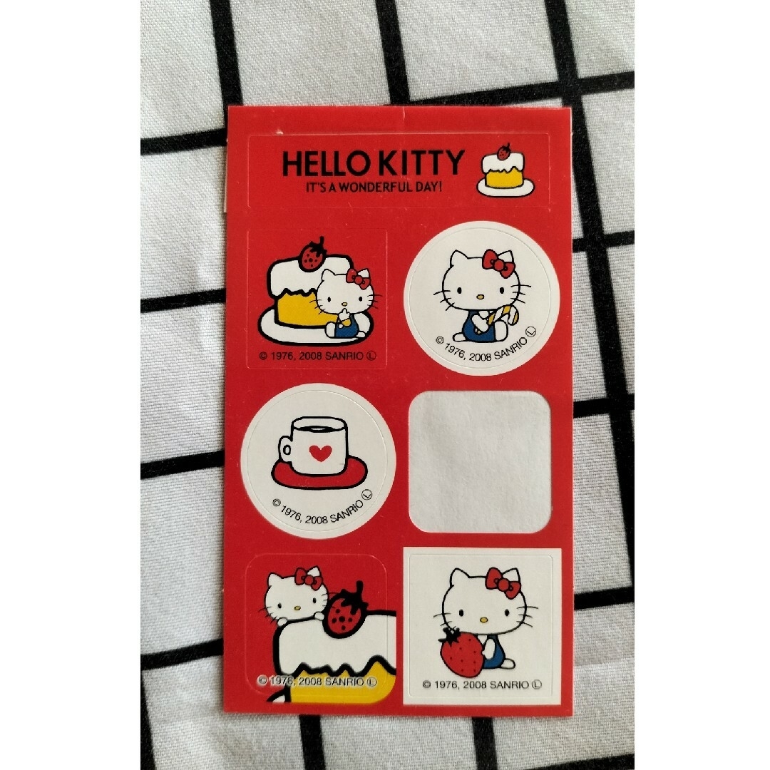 ハローキティ(ハローキティ)のHELLOKITTYレターセット２種類 ハンドメイドの文具/ステーショナリー(カード/レター/ラッピング)の商品写真