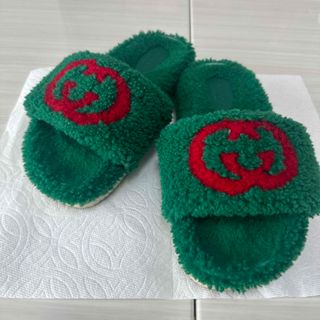 グッチ(Gucci)のGUCCI ボアサンダル 厚底サンダル 35(サンダル)