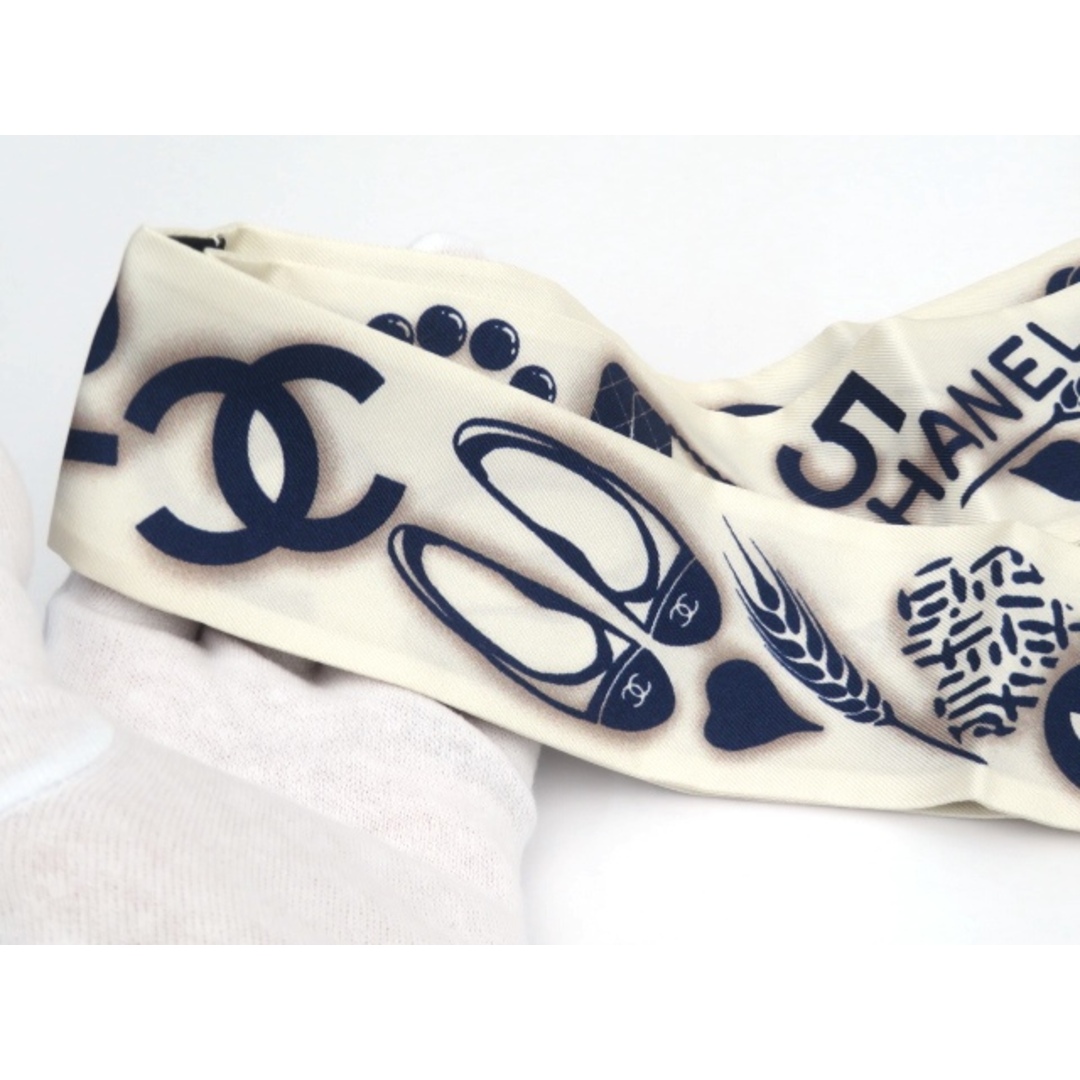 CHANEL - □美品□ シャネル ツイリー スカーフ ココ CHANEL - □美品□ シャネル ツイリー スカーフ ココ