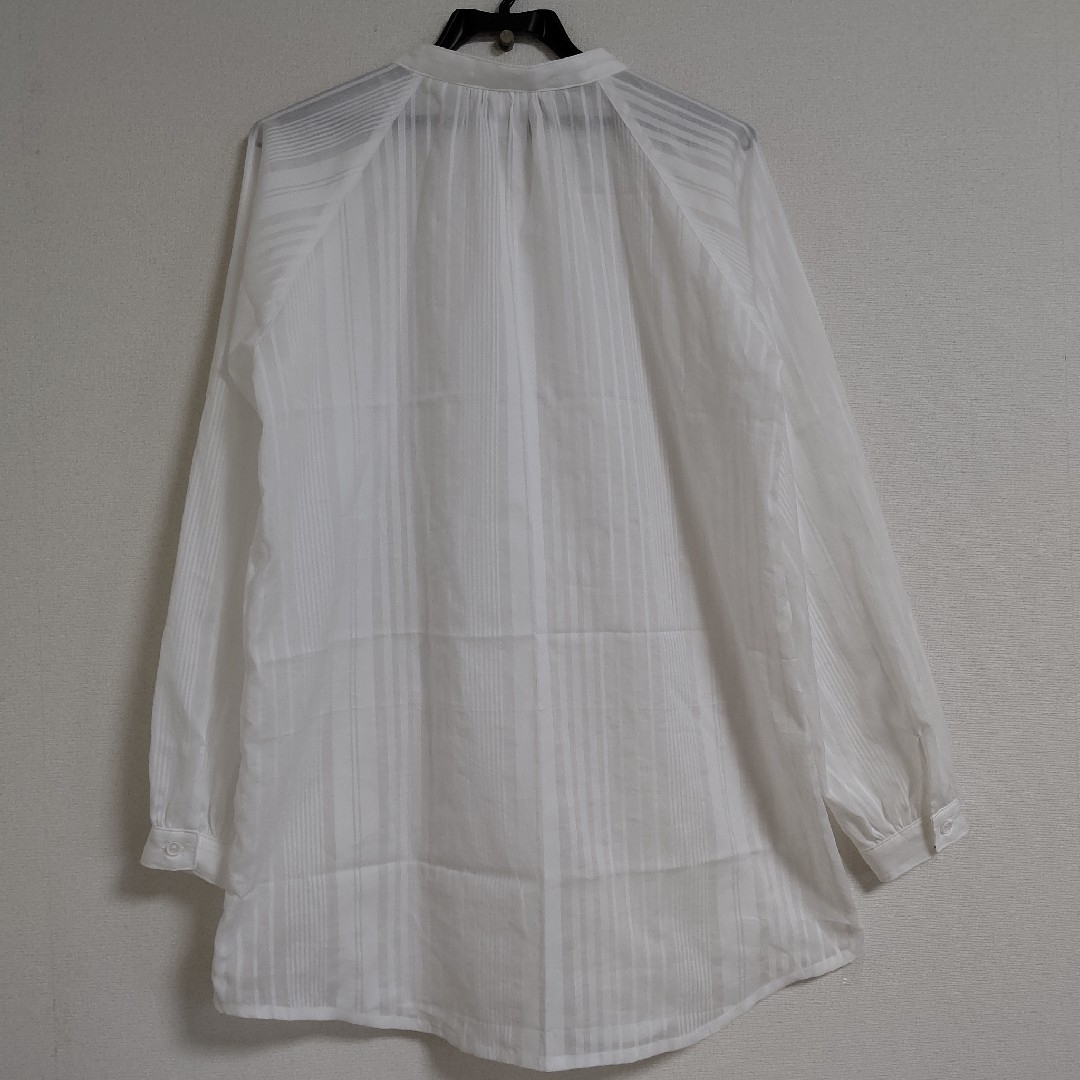 ハンドメイド 綿100% オフホワイトマルチストライプロングシャツ レディースのトップス(シャツ/ブラウス(長袖/七分))の商品写真