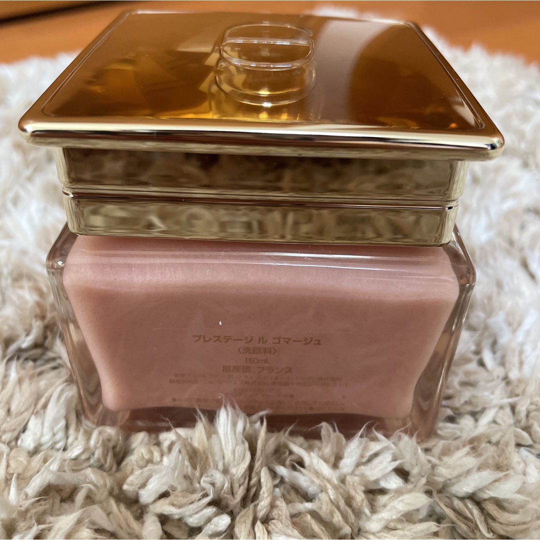 Dior(ディオール)のDIOR プレステージ　ゴマージュ　ディオール コスメ/美容のスキンケア/基礎化粧品(ゴマージュ/ピーリング)の商品写真