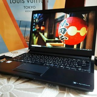 TOSHIBA 東芝 dynabook R73/J  ノートパソコン