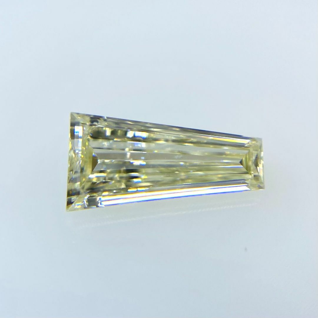 テーパーカット！ダイヤモンド！ Mカラー VVS2 0.422ct/RT1195