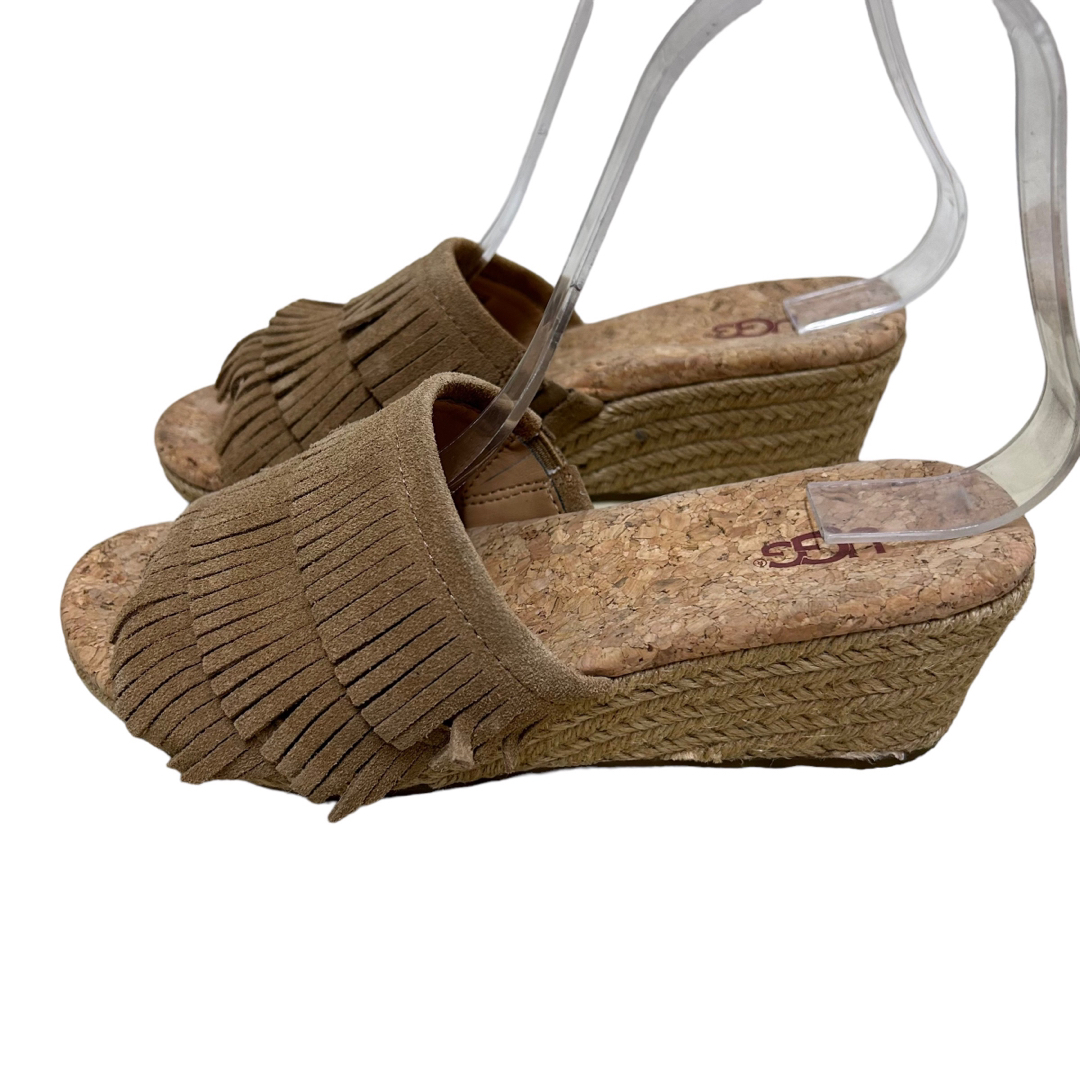 UGG(アグ)のAL522 UGG アグ フリンジサンダル US5.5 22.5cm ブラウン レディースの靴/シューズ(サンダル)の商品写真