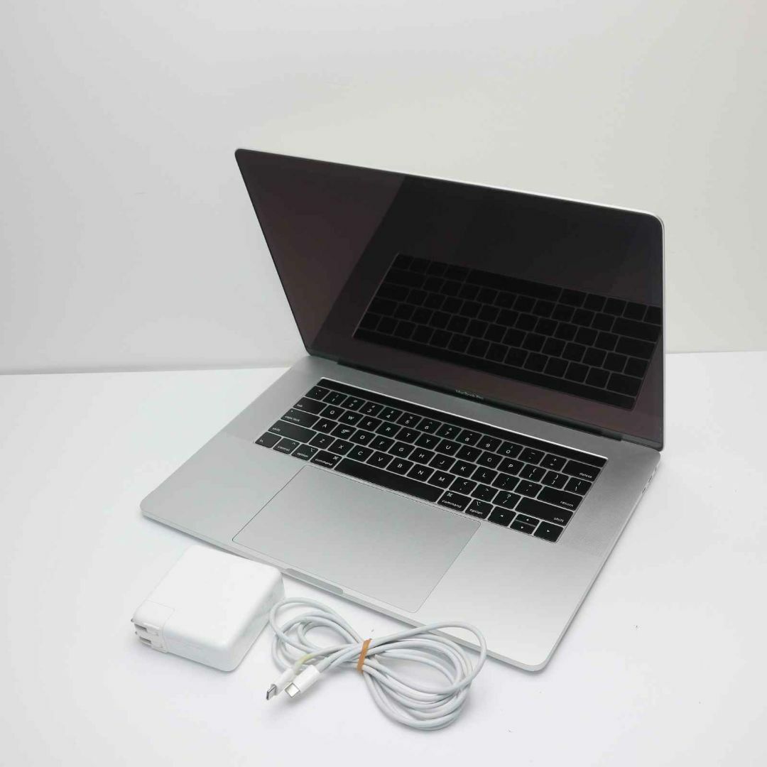 Apple(アップル)の超美品MacBookPro2019 15インチi9 16GB512GB M222 スマホ/家電/カメラのPC/タブレット(ノートPC)の商品写真