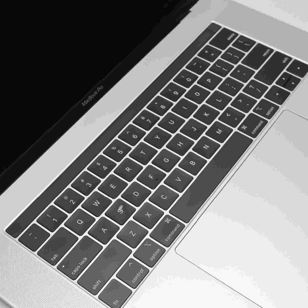 超美品MacBookPro2019 15インチi9 16GB512GB