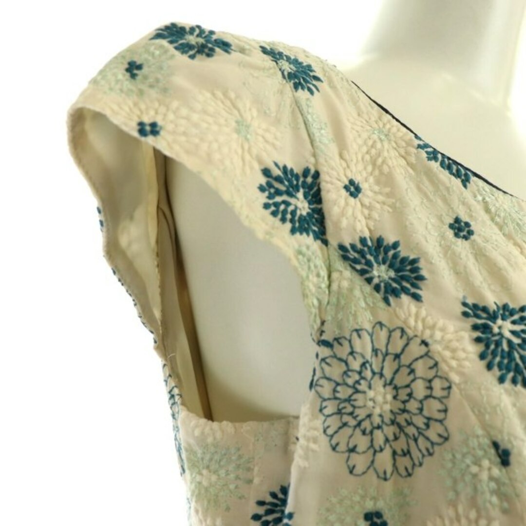 トッカ 花柄刺繍フレンチスリーブワンピース ミニ 総柄 0 オフホワイト 5