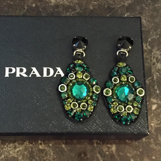 PRADA(プラダ)のプラダ イヤリング レディースのアクセサリー(イヤリング)の商品写真