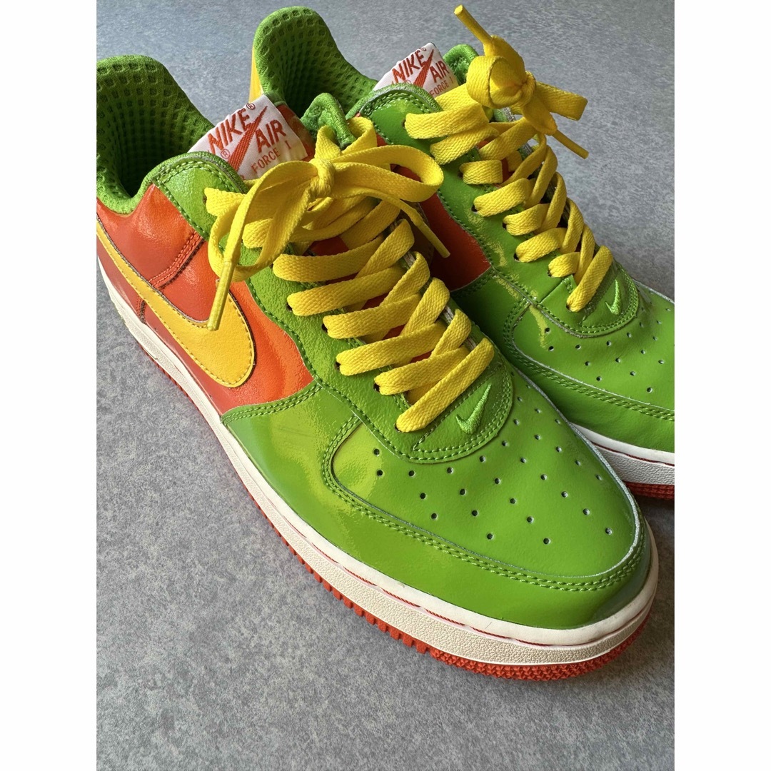 スニーカーNIKE AIR FORCE 1  ナイキエアーフォース1