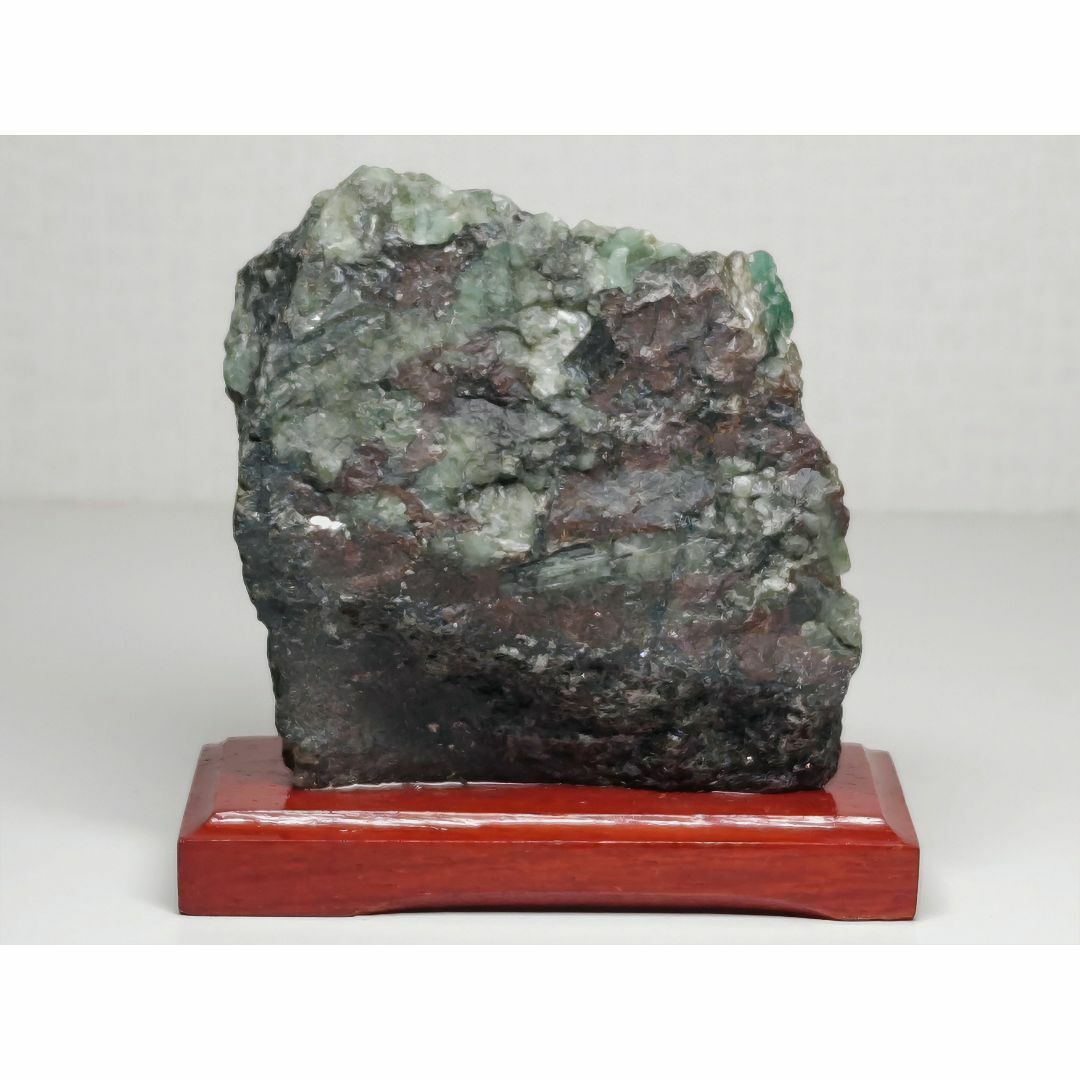 エメラルド 100g 緑柱石 ベリル 原石 鉱物 鑑賞石 自然石 誕生石 宝石-