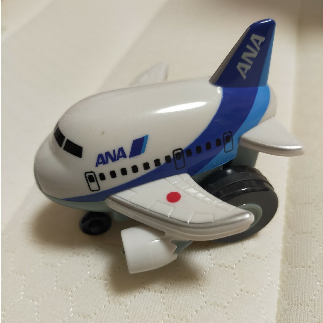 ANA(全日本空輸)(エーエヌエー(ゼンニッポンクウユ))のANA　飛行機 エンタメ/ホビーのコレクション(ノベルティグッズ)の商品写真