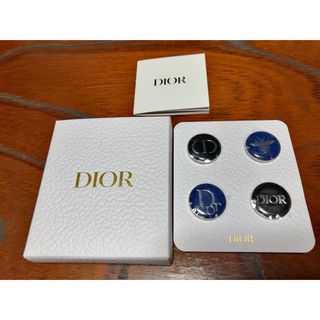 ディオール(Dior)の655）【DIOR】ピンバッジ4個セット（正規会員シルバーステージ／非売品）(ノベルティグッズ)