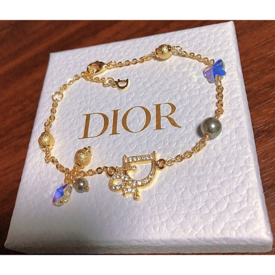 Dior ブレスレット ゴールド Diorロゴ ストーン 蝶 可愛い gold