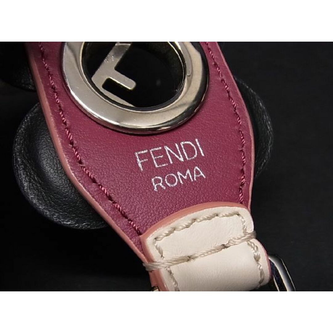 □美品□ FENDI フェンディ ストラップユー フラワー レザー