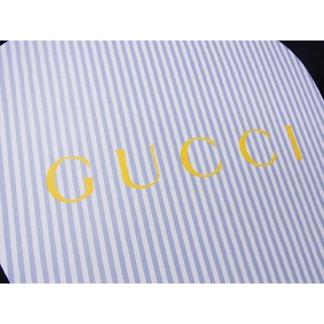 Gucci(グッチ)の■新品■未使用■ GUCCI グッチ ストライプ うちわ 団扇 メンズ レディース ブルー系×ホワイト系 AN2728  メンズのファッション小物(その他)の商品写真