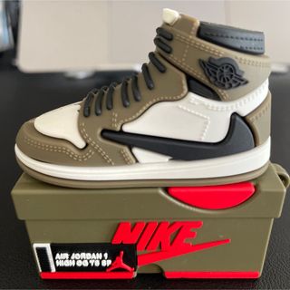 AirPods Proケース Travis Scott x AJ1デザイン(ヘッドフォン/イヤフォン)