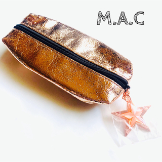 マック(MAC)の【新品未使用】MAC コスメポーチ☆メタリックオレンジ(ポーチ)