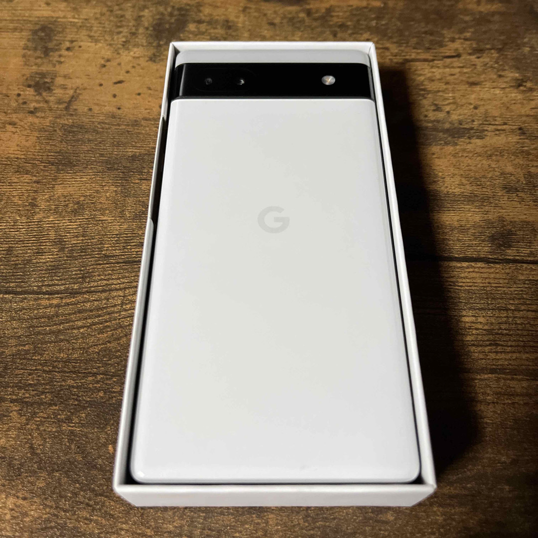 Google Pixel(グーグルピクセル)のGoogle pixel 6a Chalk 未使用 残債無 グーグル ピクセル スマホ/家電/カメラのスマートフォン/携帯電話(スマートフォン本体)の商品写真