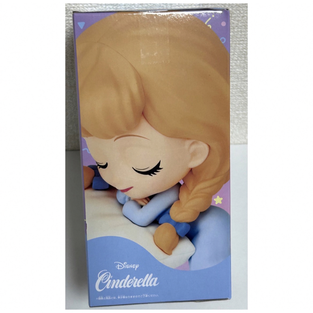 Disney(ディズニー)のQposket sleeping Disney Charactersシンデレラ エンタメ/ホビーのおもちゃ/ぬいぐるみ(キャラクターグッズ)の商品写真