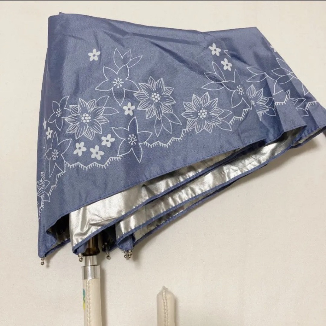折りたたみ傘 折り畳み 日傘 熱中症 UVカット ブルー グレー 花柄 遮光 レディースのファッション小物(傘)の商品写真