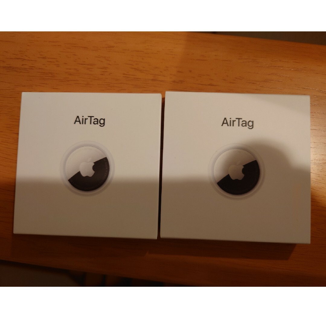 Apple(アップル)の新品未開封品　AirTag　兎年 4個 スマホ/家電/カメラのスマートフォン/携帯電話(その他)の商品写真