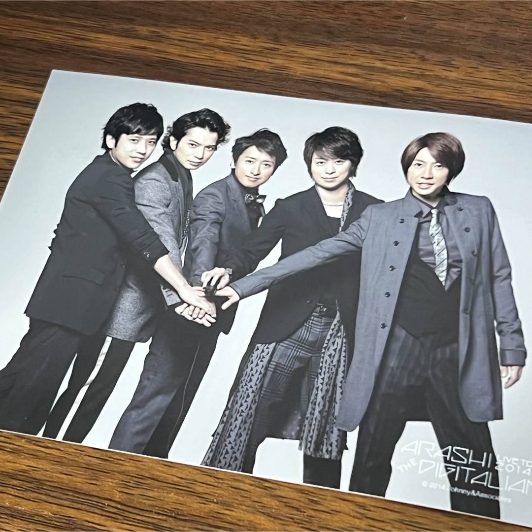 嵐(アラシ)の【嵐】集合 公式写真 エンタメ/ホビーのタレントグッズ(アイドルグッズ)の商品写真