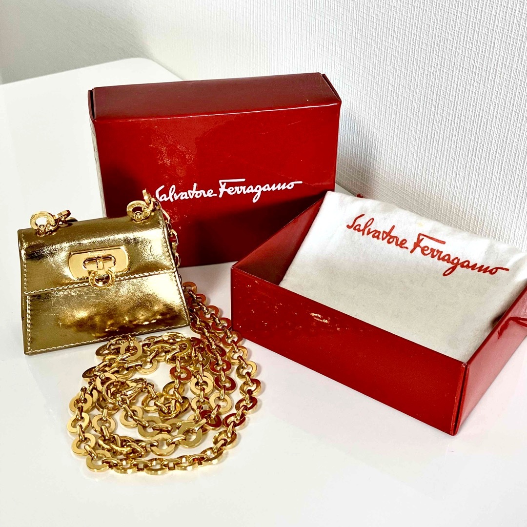 Salvatore Ferragamo - サルヴァトーレ フェラガモ ガンチーニ