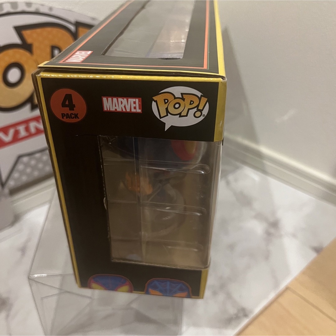 MARVEL - FUNKO POP! スパイダーマン マイルス ブラックライト 4packの
