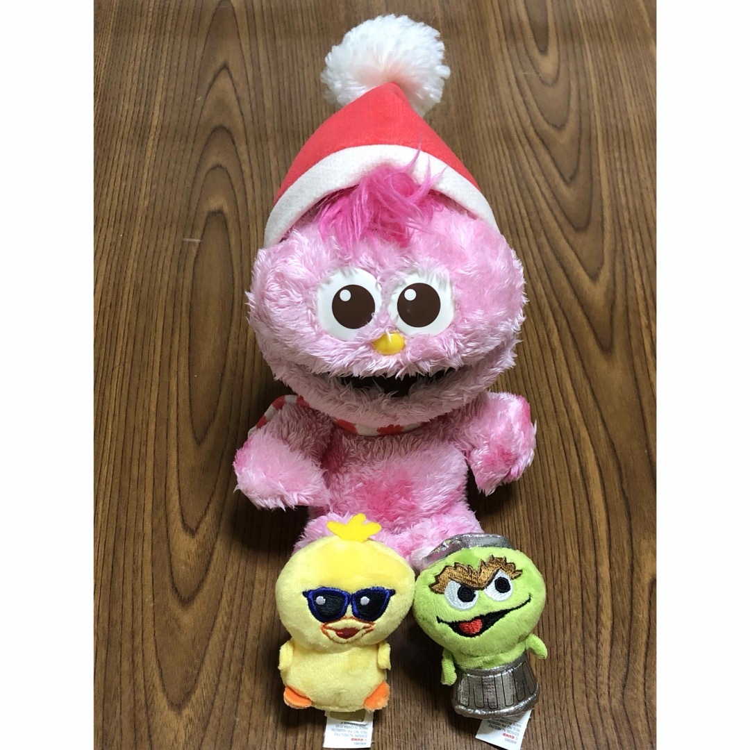 セサミストリート USJ ぬいぐるみ クリスマス限定 モッピー | フリマアプリ ラクマ