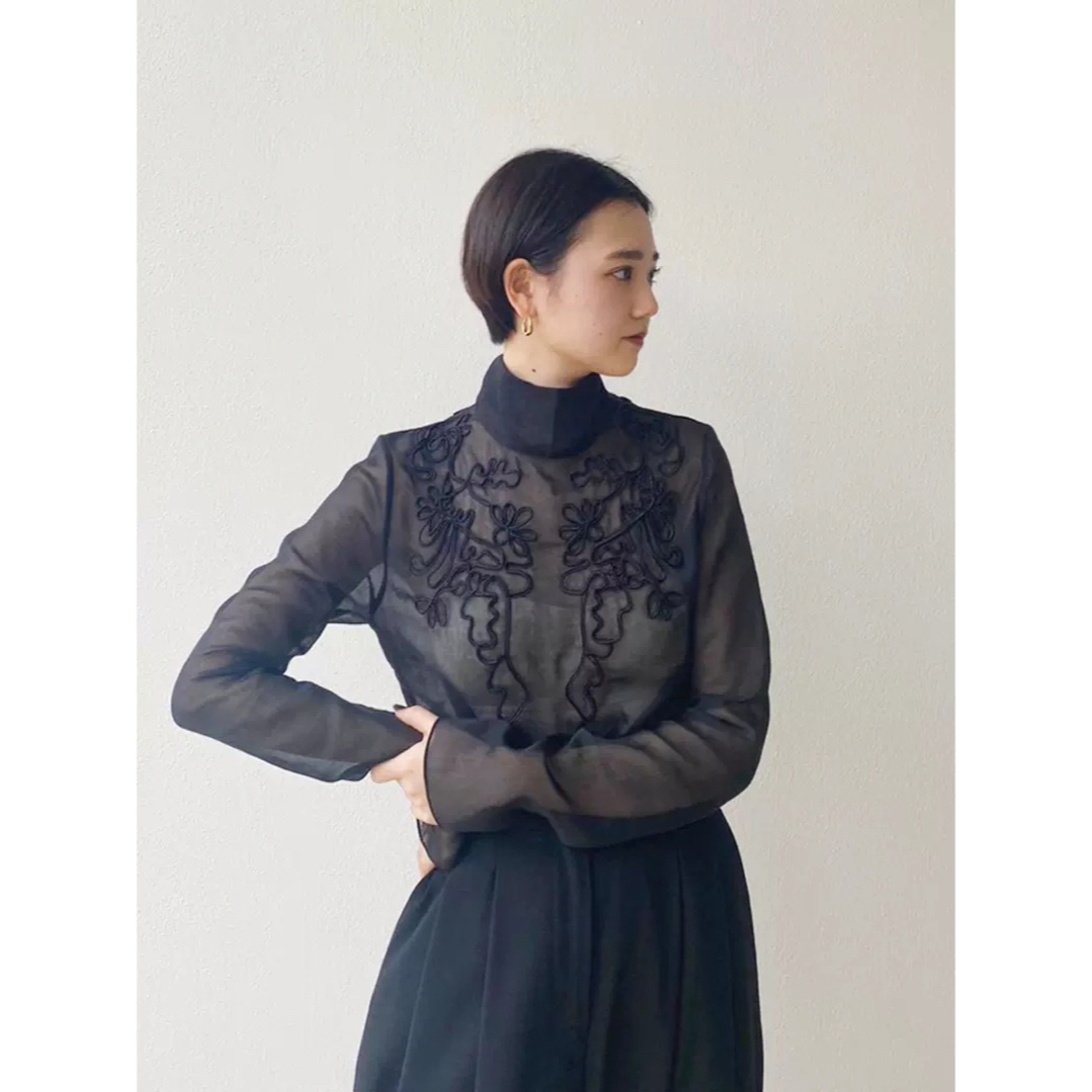 EMBROIDERY SHEER SHIRT BLUE  Sサイズ　新品未開封