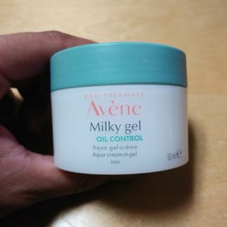 アベンヌ(Avene)のアベンヌ ミルキージェル(オールインワン化粧品)