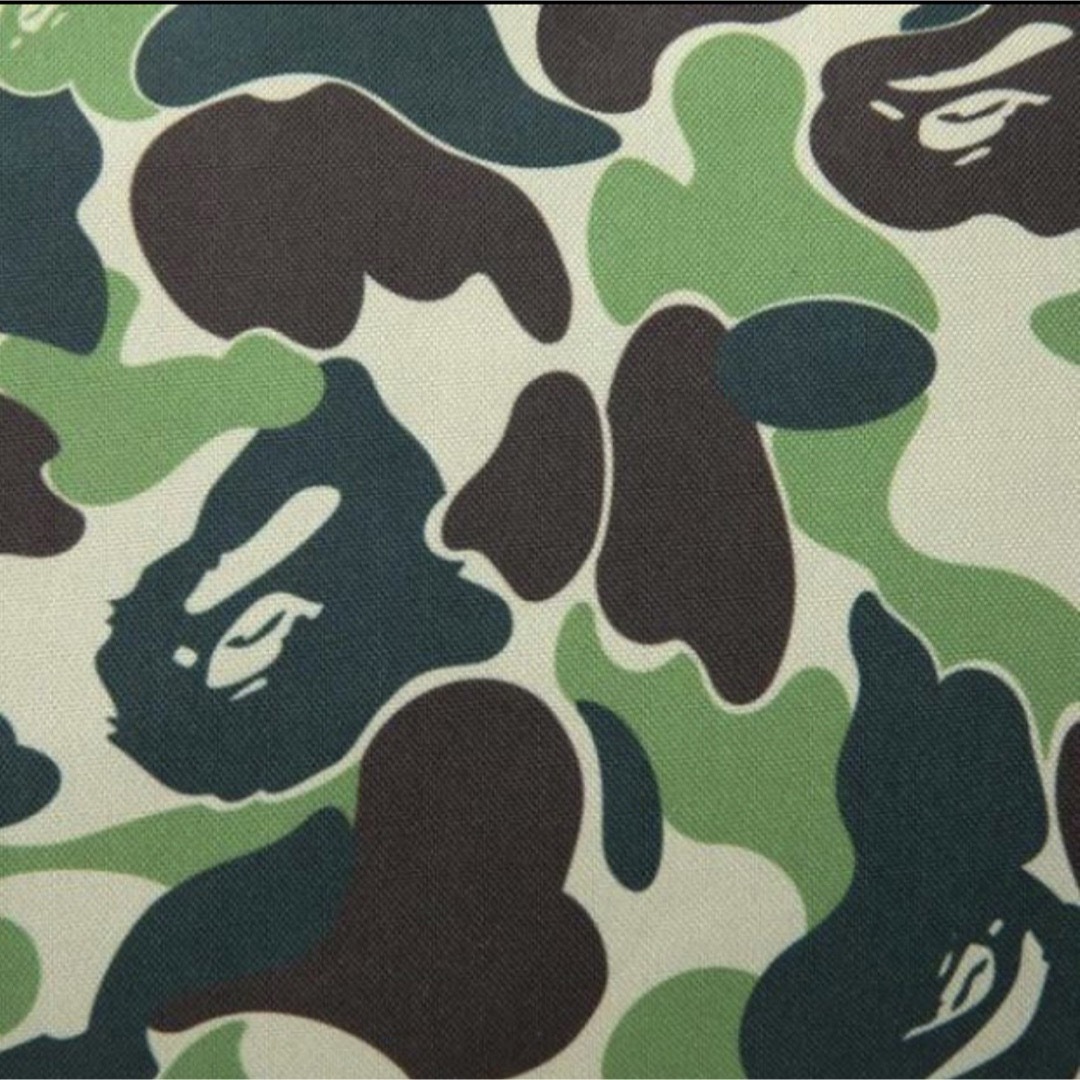 A BATHING APE(アベイシングエイプ)のBAPE◆A BATHING APE／◆カモ迷彩ダッフルバッグ◆付録品ノベルティ メンズのバッグ(ドラムバッグ)の商品写真