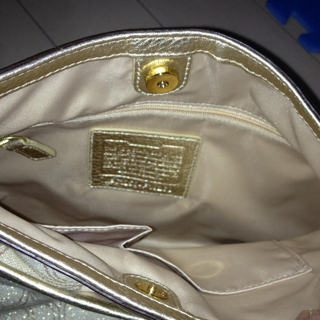 COACH(コーチ)のCOACHショルダーバック☆新品未使用品 レディースのバッグ(ショルダーバッグ)の商品写真