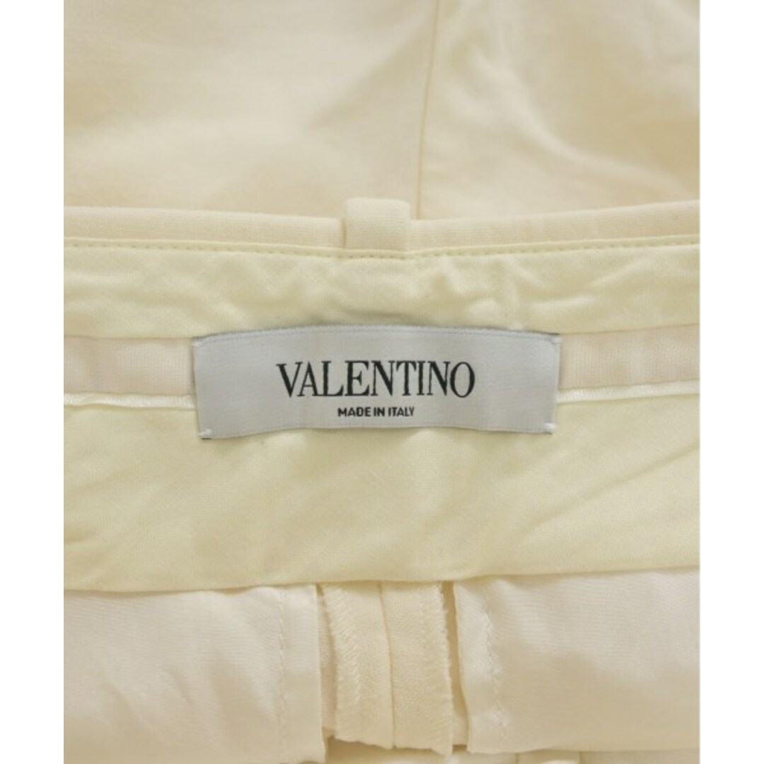 VALENTINO(ヴァレンティノ)のVALENTINO ヴァレンティノ パンツ（その他） 38(S位) 白 【古着】【中古】 レディースのパンツ(その他)の商品写真