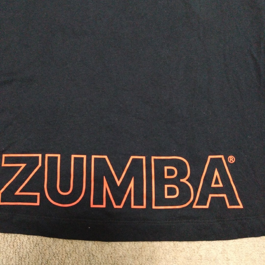 Zumba(ズンバ)のZUMBAブラッククロップドTシャツ レディースのトップス(Tシャツ(半袖/袖なし))の商品写真