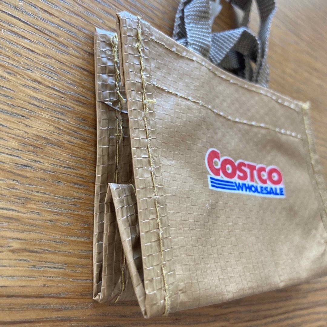 コストコ(コストコ)のコストコ　ミニバッグ　COSTCO WHOLESALE レディースのファッション小物(キーホルダー)の商品写真