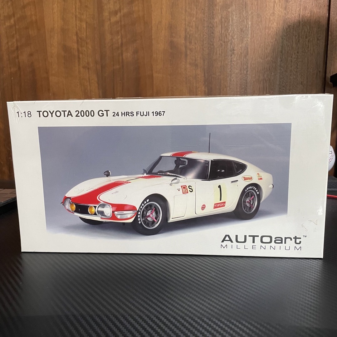 AUTOart - 絶版 新品未開封 オートアート1/18トヨタ2000GT 24HRS 1967