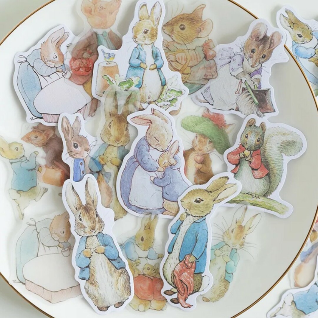 PETER RABBIT（TM）(ピーターラビット)のピーターラビット フレークシール 40枚入☆ インテリア/住まい/日用品の文房具(シール)の商品写真