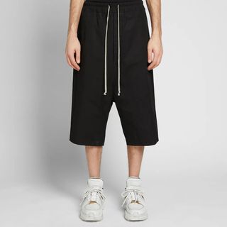 リックオウエンス(Rick Owens)のRICK OWENS KARLOFF SHORT サイズ48 ブラック(サルエルパンツ)