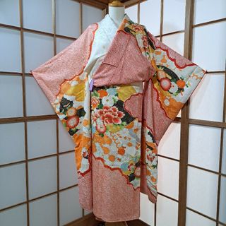 成人式 振袖M〜Ｌサイズ　金彩友禅地紙松　着丈166cm裄65cm（９２）