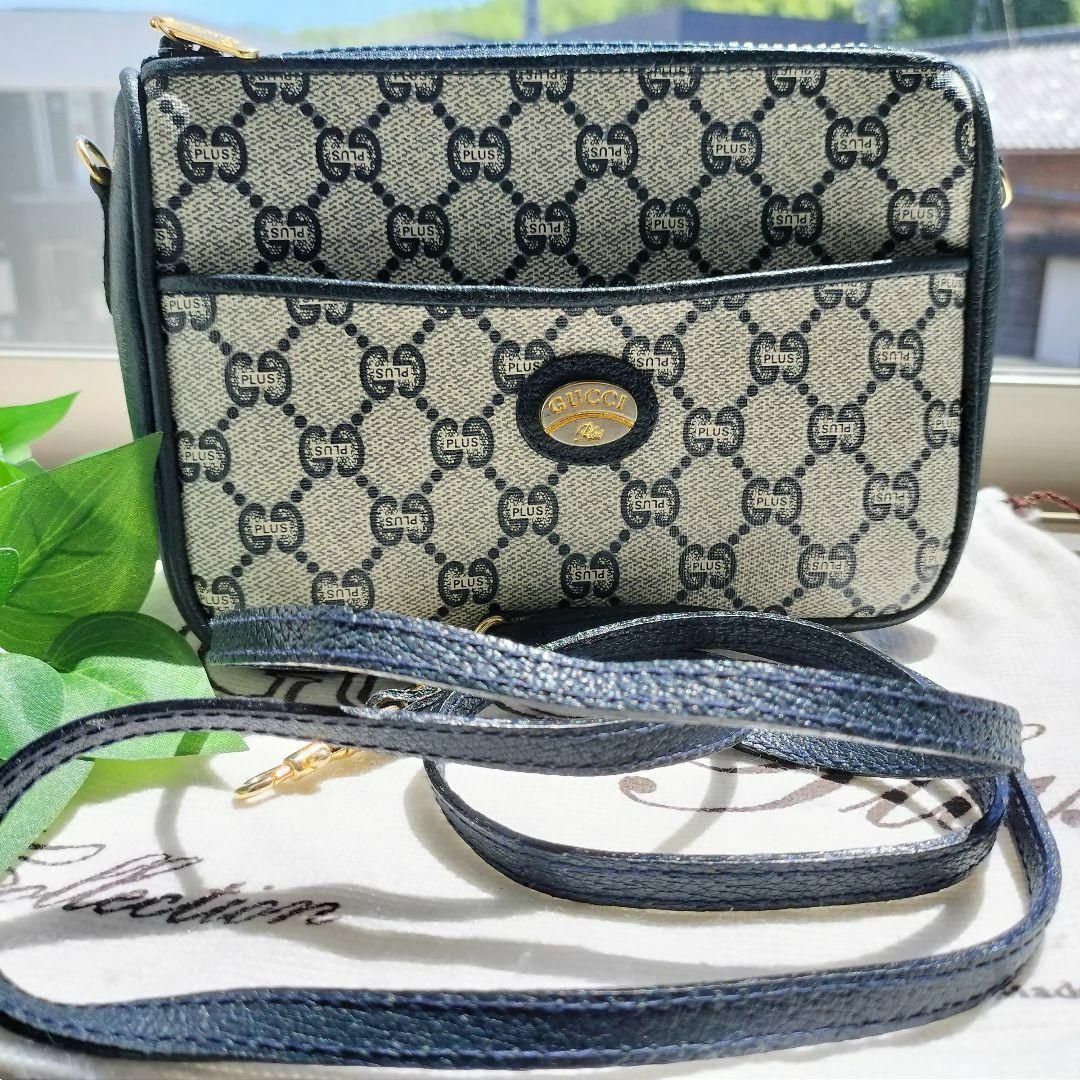 【美品】 GUCCI グッチ ショルダーバッグ ポシェット GG 白 ネイビー | フリマアプリ ラクマ
