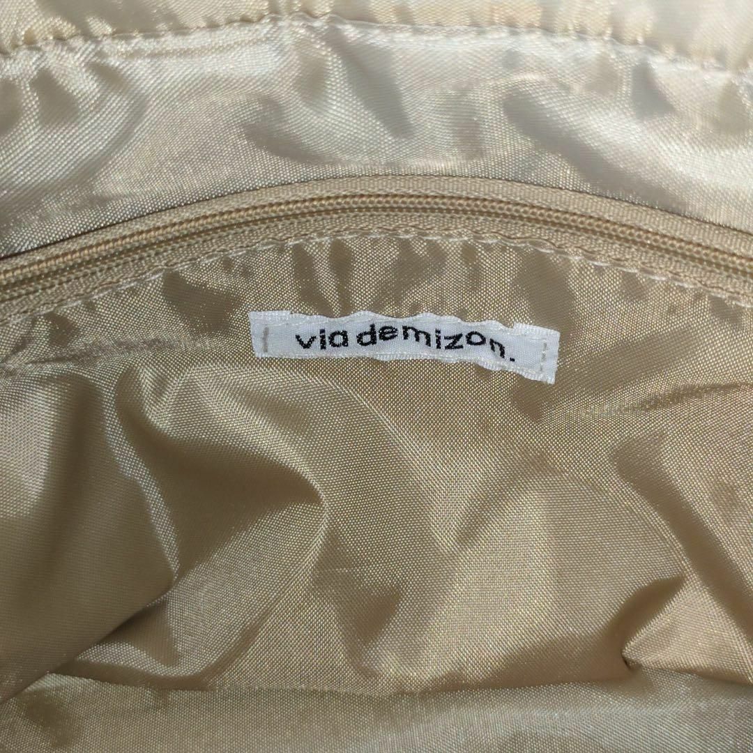 Via Demizon(ビアデミゾン)のviademizon　ビアデミゾン　ハンドバッグ　内ポケット3　外ポケット6 レディースのバッグ(ハンドバッグ)の商品写真