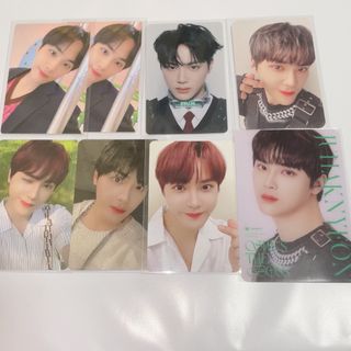 値下★まとめ売り★THE BOYZ★トレカ バッジ ステッカー他theboyz