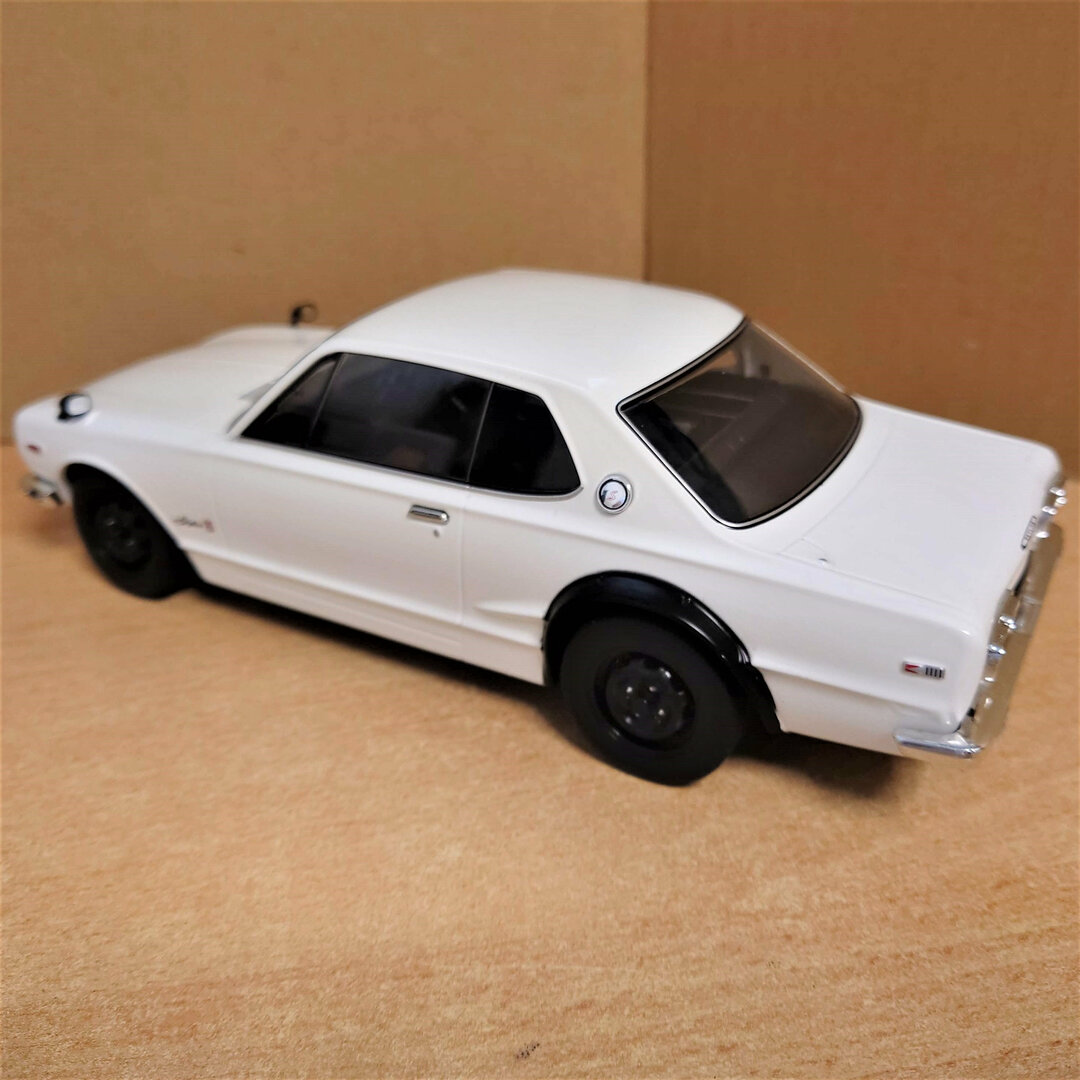 1/18 日産GT-R ハコスカ ホワイト スカイライン2000GT-R