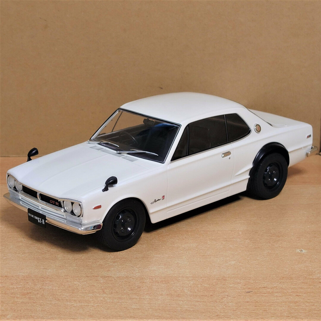 1/18 日産GT-R ハコスカ ホワイト スカイライン2000GT-R